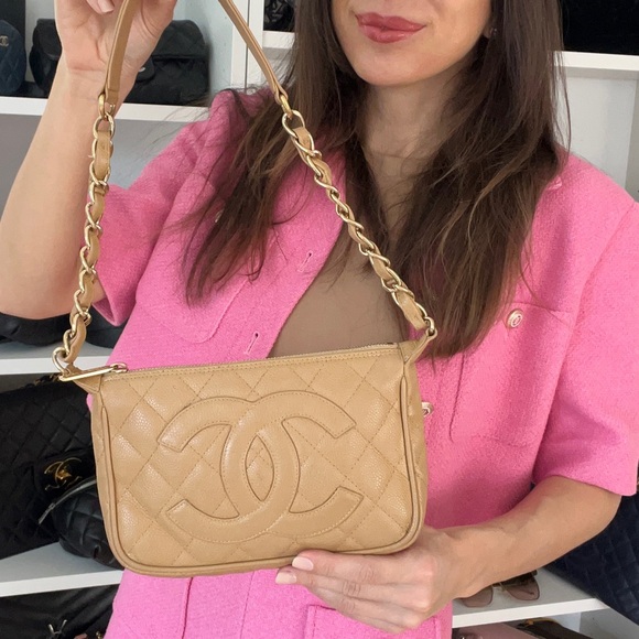 Chanel timeless caviar shoulder bag - Picture 15 of 16